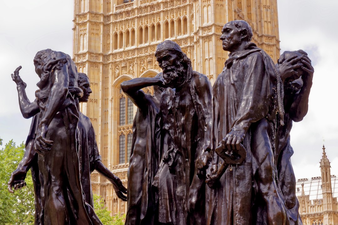 The Tower of London: Exploring the Dark History of England's Most Infamous Fortress abcdhe-49